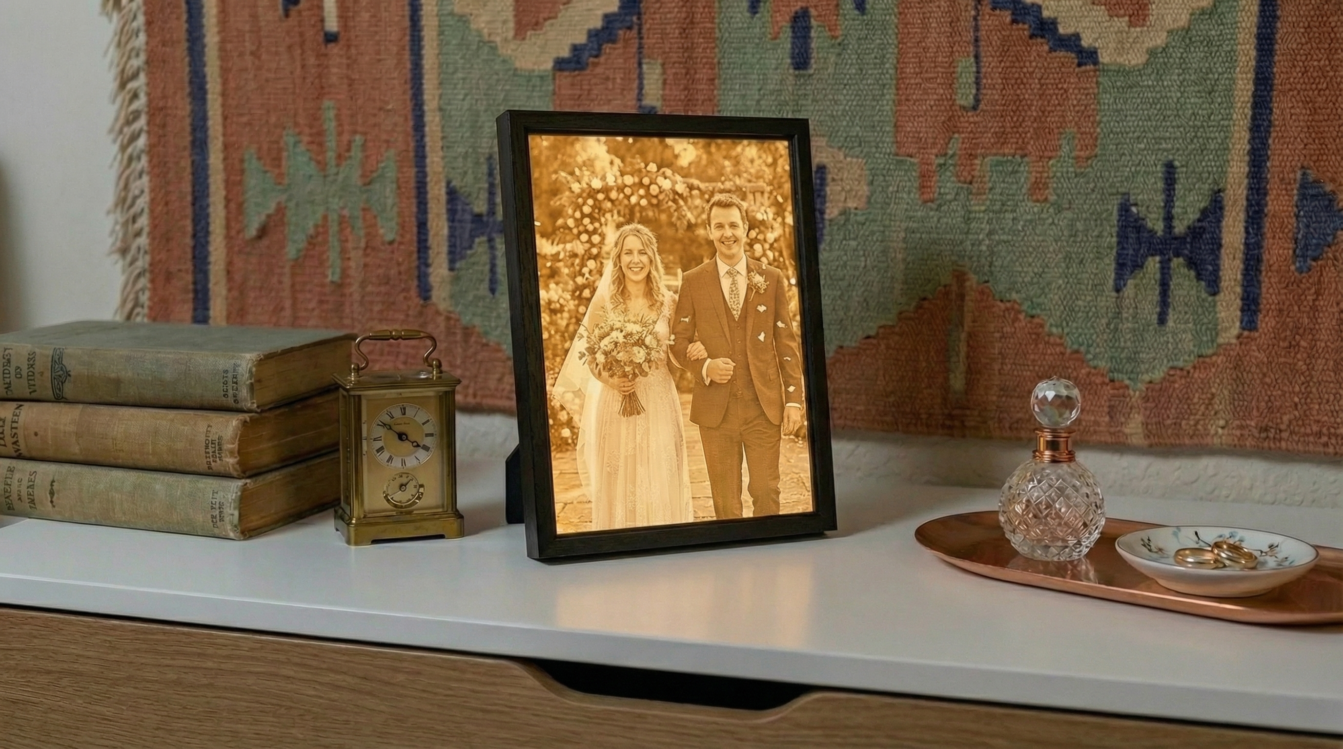 MemoLight finalizado e iluminado Memora Studio